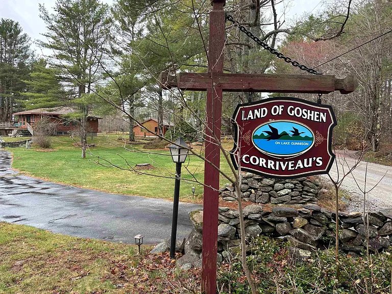 590 Center Rd — Photo 22