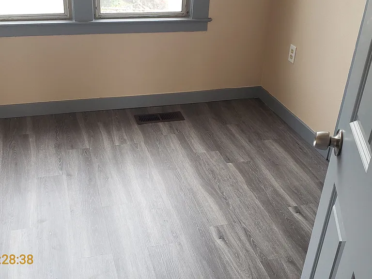 919 E Marine View Dr — Photo 3