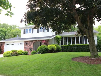 2827 Falcon Dr NE, Cedar Rapids, IA, 52402