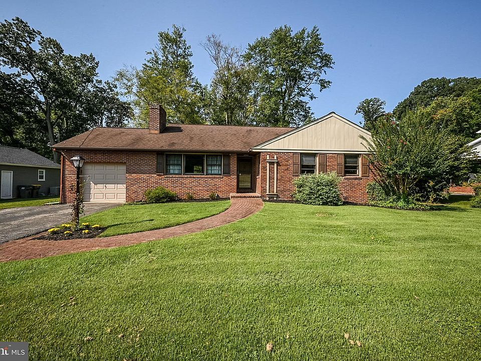 1st image of 2504 Belford Dr