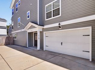 915 12th St Unit B, Virginia Beach, VA 23451