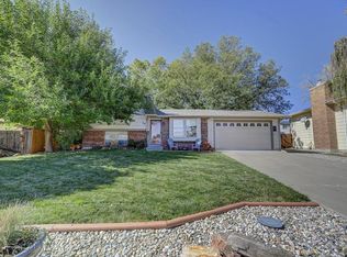 29 Archway Ln, Pueblo, CO 81005