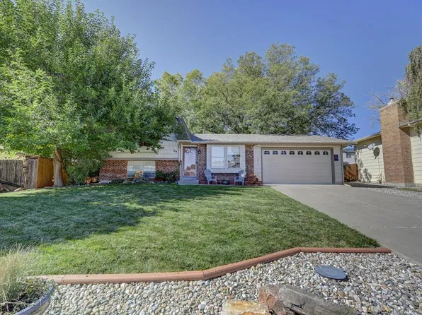 29 Archway Ln, Pueblo, CO 81005