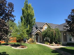 2058 W Divide Creek St, Meridian, ID 83646