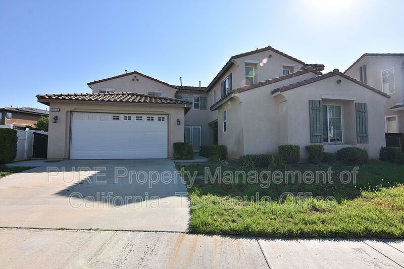 1st image of 23626 Applewood Pl