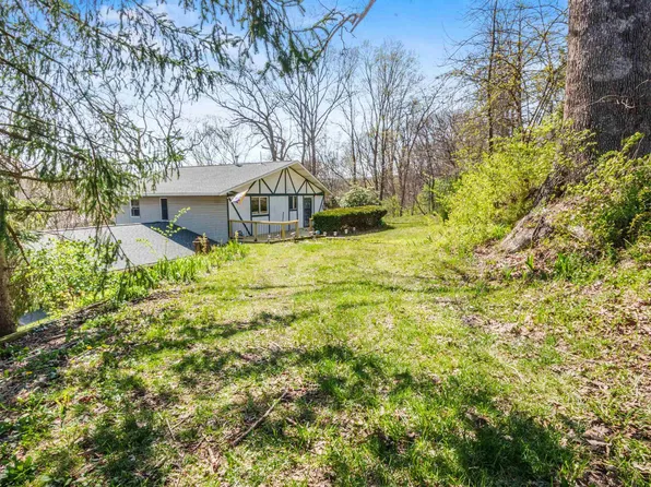 499 W Run Rd, Morgantown, WV 26508