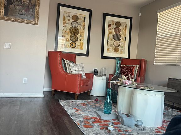 5th image of 5553 Garibaldi Way