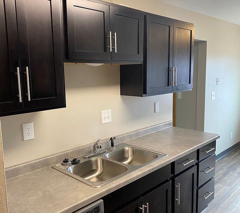1st image of 820 24th Ave S #10329768