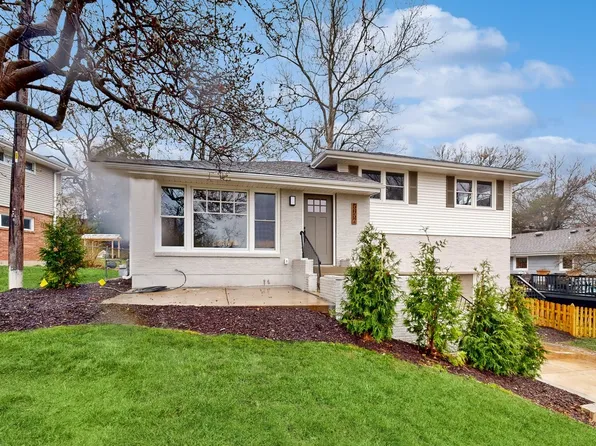 5657 W 50th St, Roeland Park, KS 66202