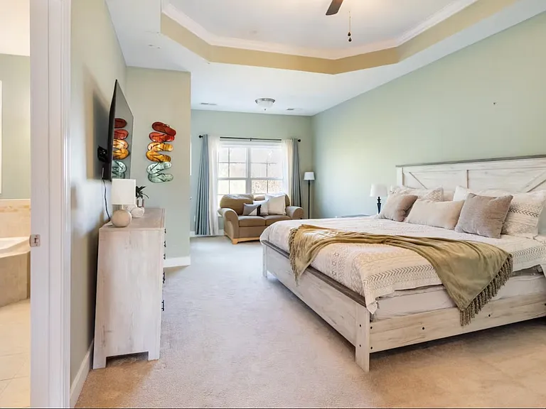 21235 Catalina Cir — Photo 21