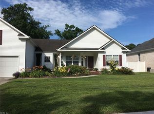 585 N Lynnhaven Rd, Virginia Beach, VA 23452