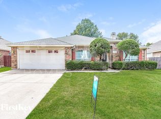 4814 Red Birch Dr, Arlington, TX 76018