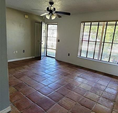 2nd image of 564 Wilburton Dr