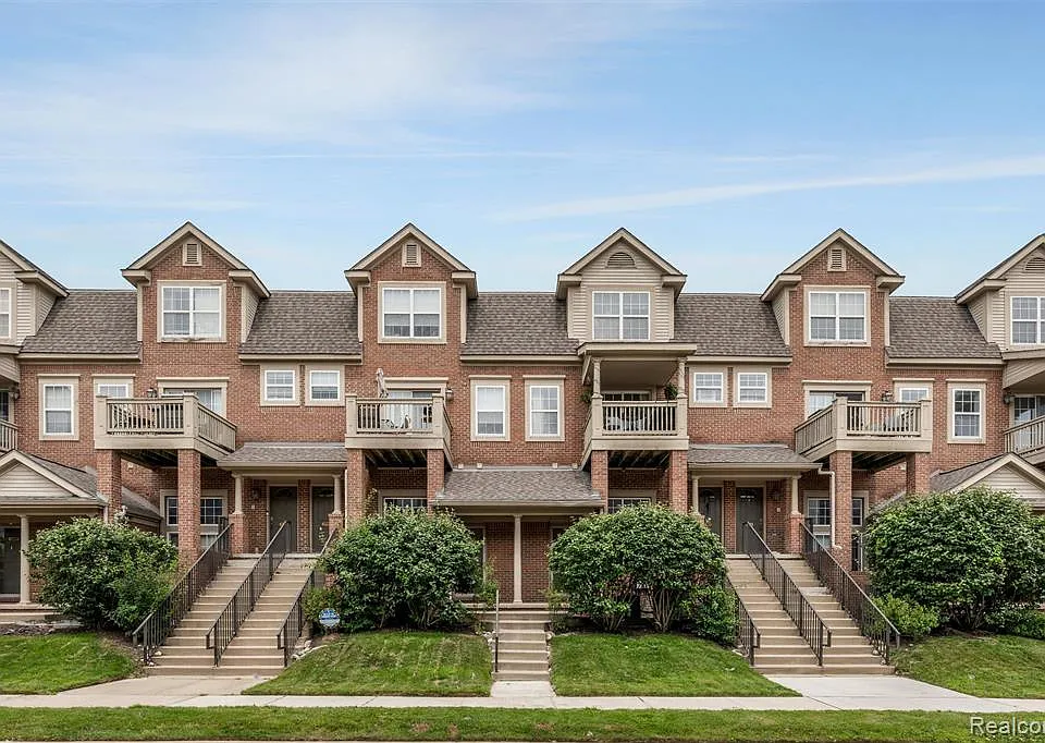 2795 Barclay Way #146