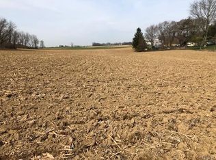 1032 Dorney Rd, Breinigsville, PA 18031