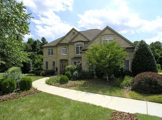 5401 Leytonstone Ct, Oak Ridge, NC 27310