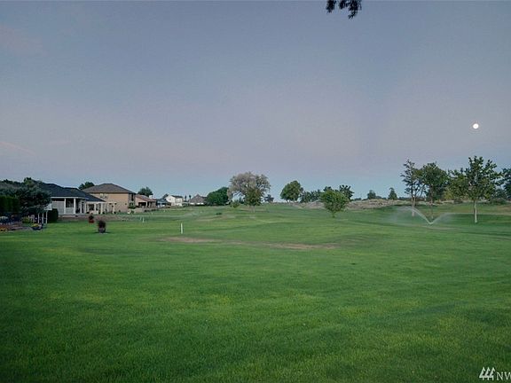 4th image of 1489 Fairway Dr NE