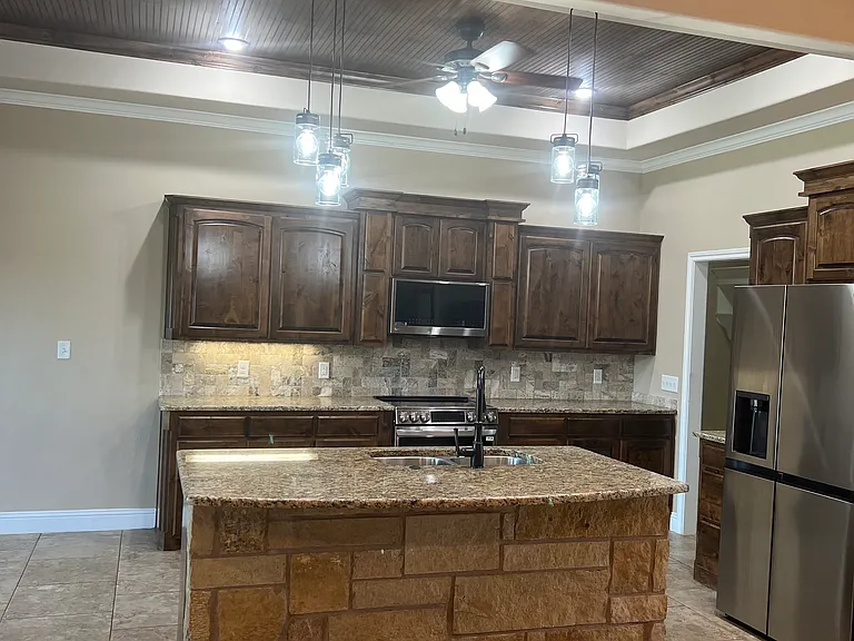 7409 Tuscany Dr — Photo 23
