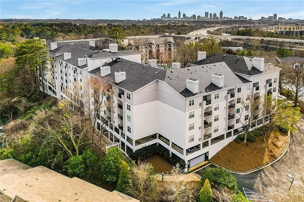1 bed, 1.0 bath, 840 sqft, $1,500 — Photo 1