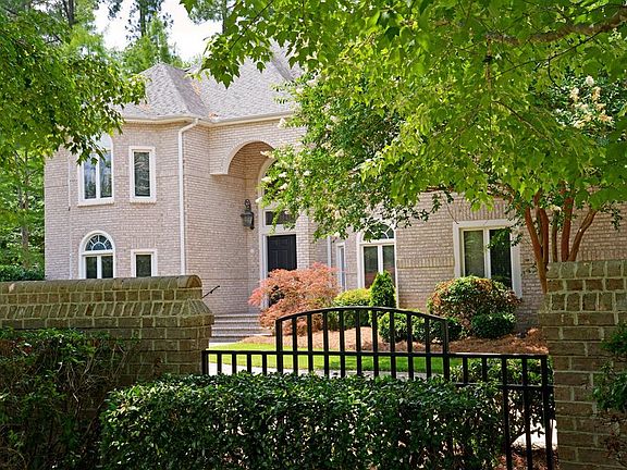 3rd image of 512 Chesapeake Pl