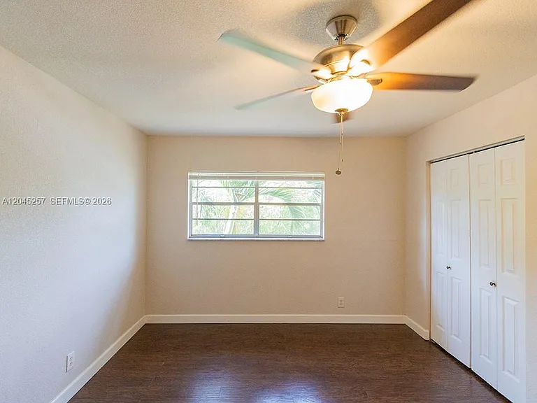 4648 NW 9th Dr #4648 — Photo 12