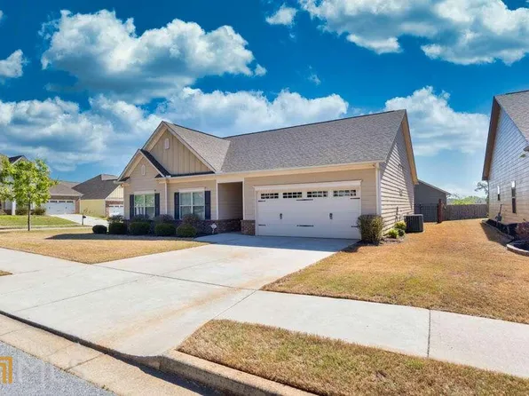 4503 Hidden Creek Dr, Gainesville, GA 30504