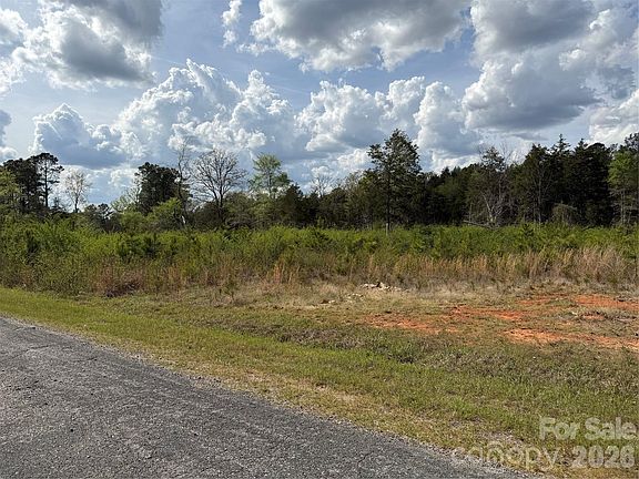 5th image of LOT Springwood Lakes Rd