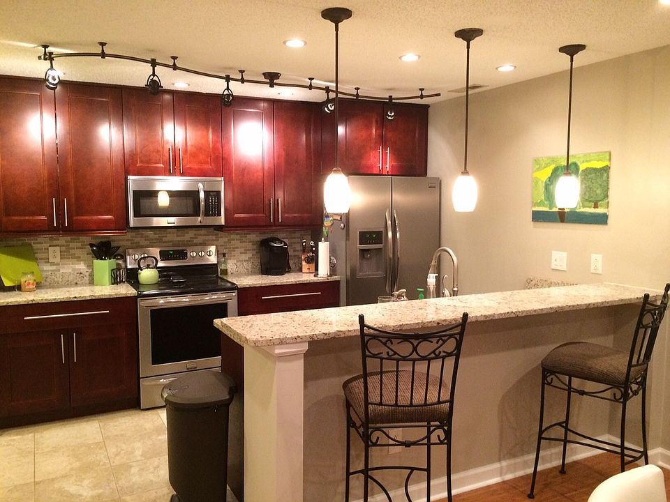 1st image of 1426 Orchard Grove Dr