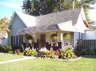 458 E Walnut St, Nappanee, IN 46550