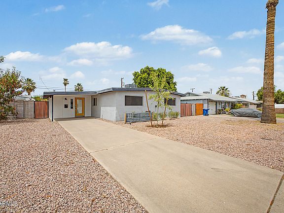 2nd image of 440 E BEATRYCE Street