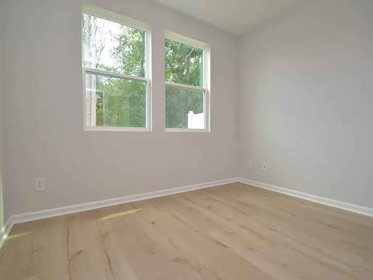 1226 Bessie Ct — Photo 20