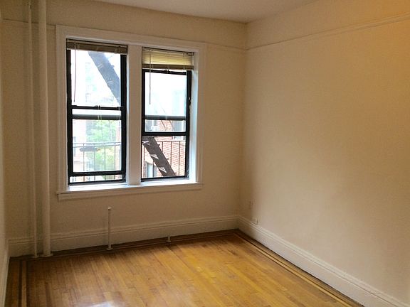 5th image of 11714 Union Tpke #32