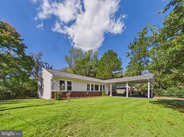 8317 Schultz Rd, Clinton, MD 20735