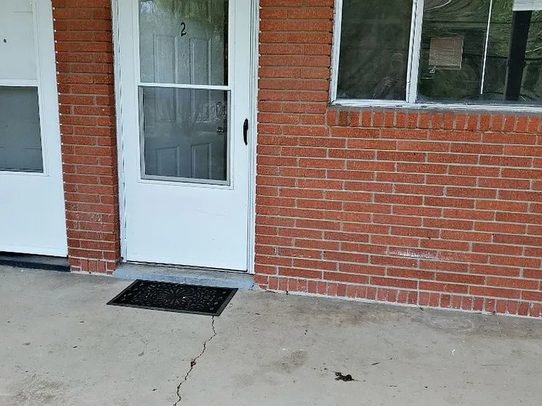 Holston Apartments — Photo 53