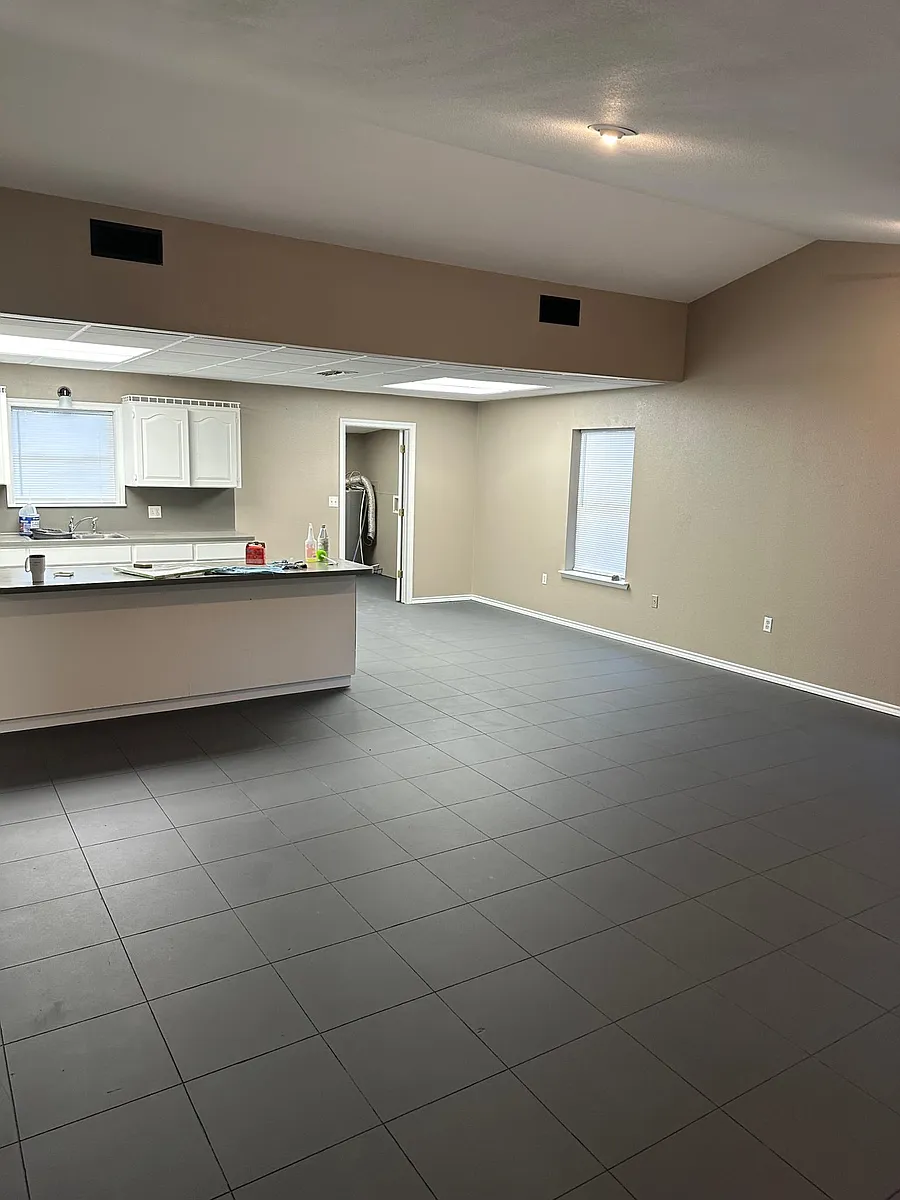 Building Photo - 445 Chelsea Ln