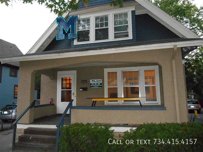 818 Packard St — Photo 4