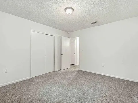 910 Whisperwood Ln S — Photo 29