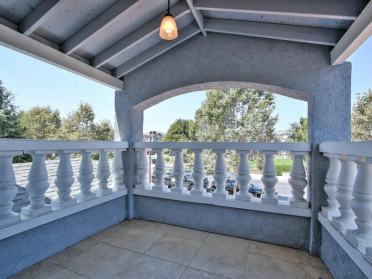 546 Hamilton Ave — Photo 13