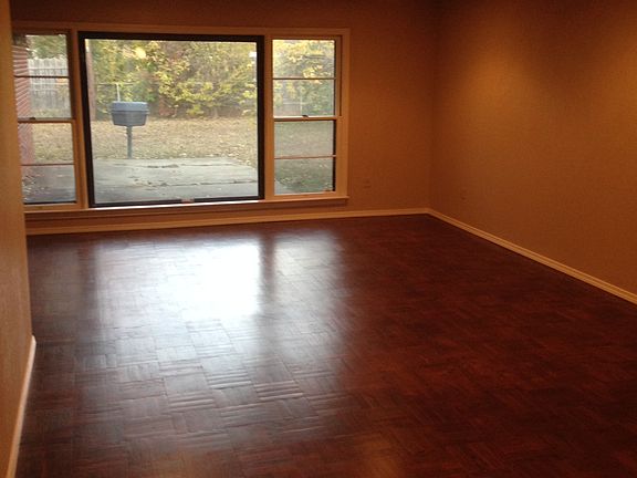 Liviing Room from Entryway