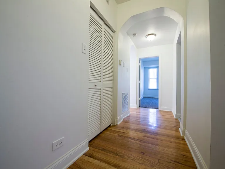 3501 W Adams — Photo 14