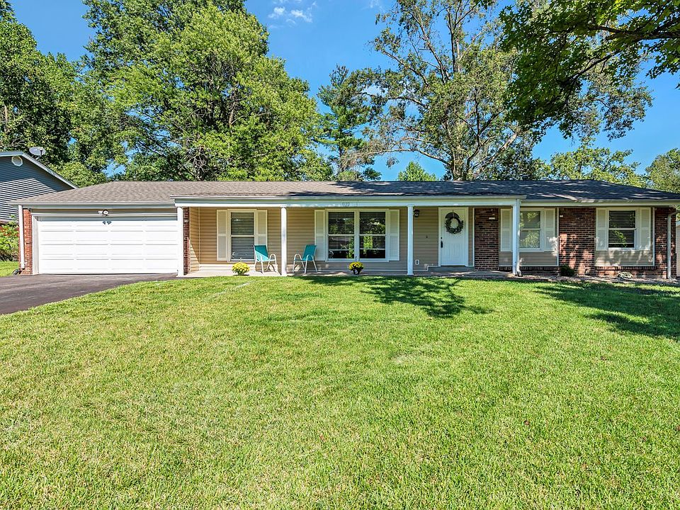 2nd image of 1122 Orchard Lakes Dr