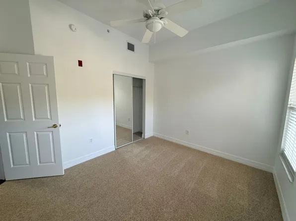 707 Westpark Way APT 211, Celebration, FL 34747