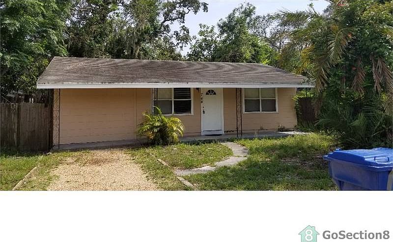 1st image of 744 36th Ave S