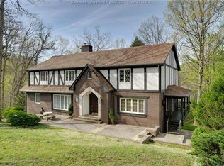 926 Harmony Ln, South Charleston, WV 25303