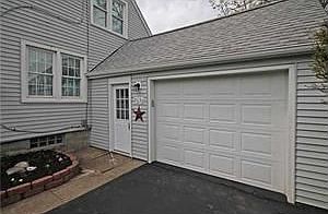 5th image of 2630 Sunset Dr