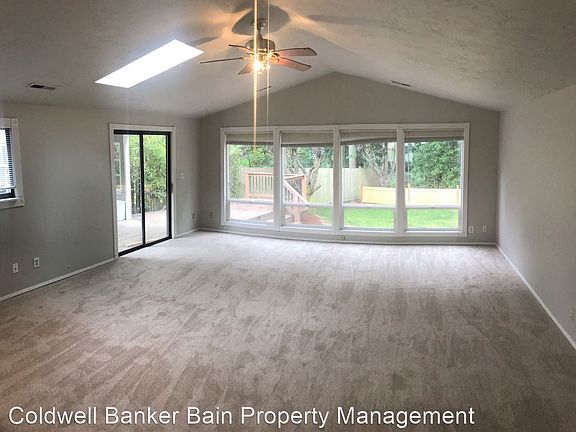 5th image of 4814 Dogwood Dr