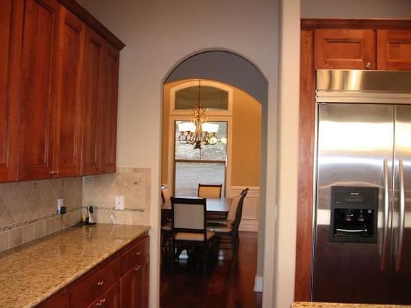 4th image of 505 N Canyonwood Dr