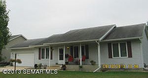 1st image of 825 18th St SE