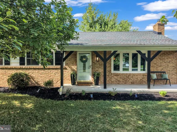 2825 Chambersburg Rd, Biglerville, PA 17307