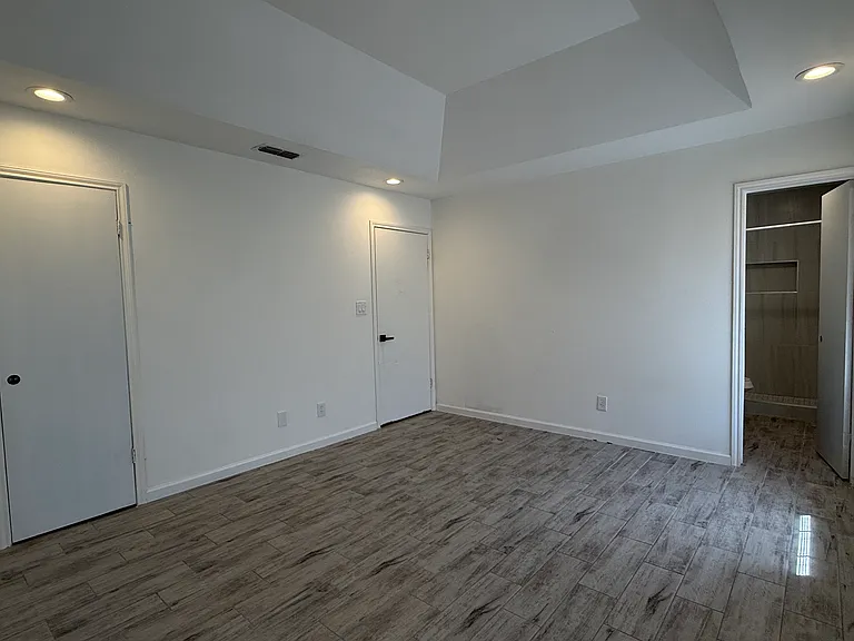 1485 Guadalajara Ave — Photo 10